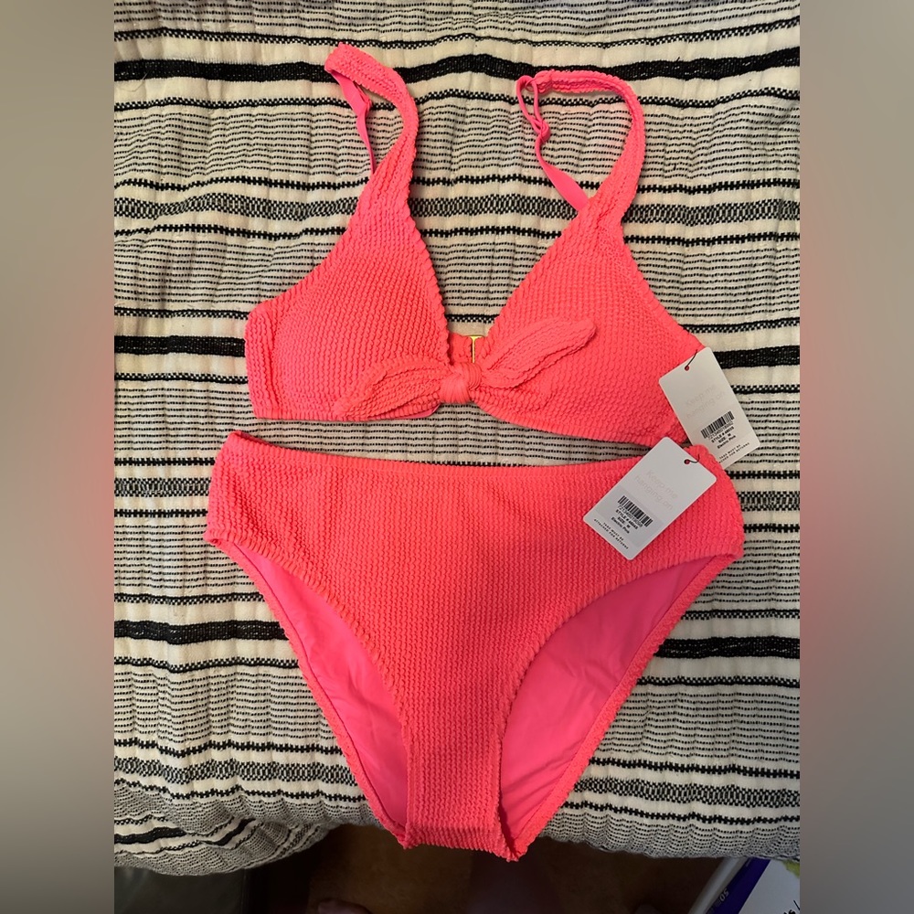 Lively pink scrunched bikini set medium